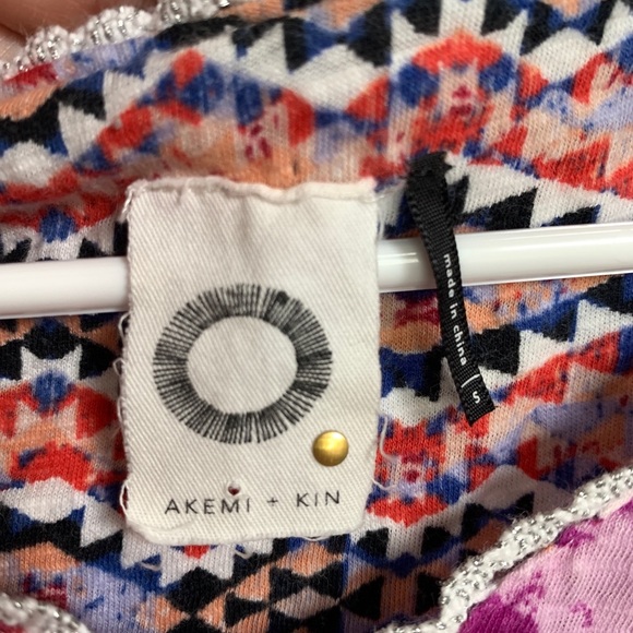 Anthropologie Akemi + Kin Ayana Peasant Floral Top - Picture 3 of 12